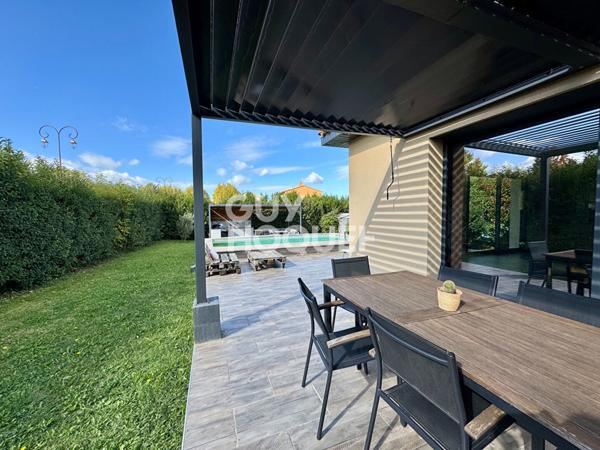 Maison Taillades 5 pièce(s) 121m2 garage et piscine