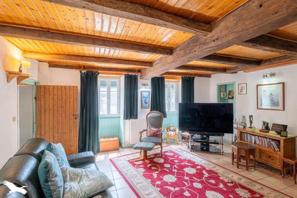 Maison à vendre |  Pons |  6 pièces | 146 m²