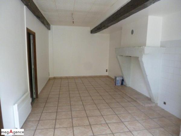 Maison à BERT, 03130 - 6 pièces 140m²