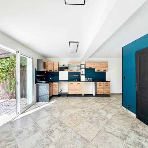 Appartement 2 pieces avec jardin et 1 Pkg Meyreuil