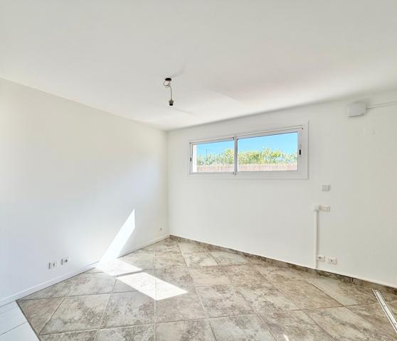 Appartement 2 pieces avec jardin et 1 Pkg Meyreuil