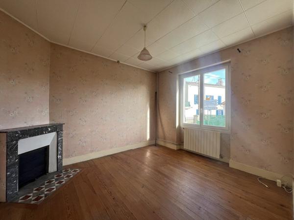 Maison à vendre |                                       Clairac |                                        4 pièces  |  77 m²