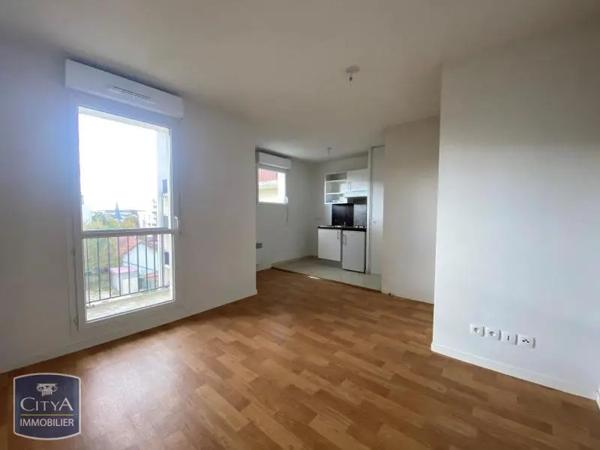 Appartement à louer 1 pièce 23.33m² Lucé (28110)