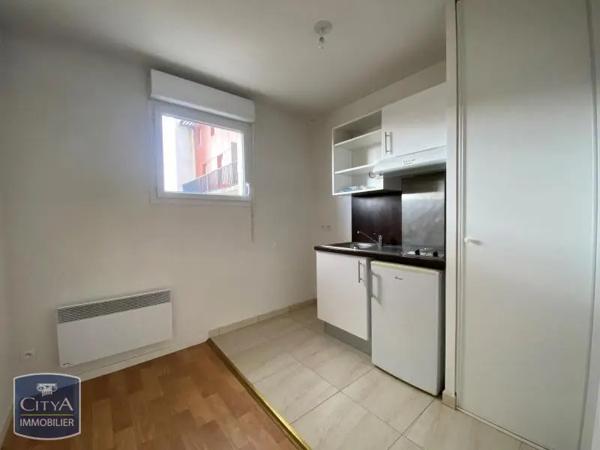 Appartement à louer 1 pièce 23.33m² Lucé (28110)
