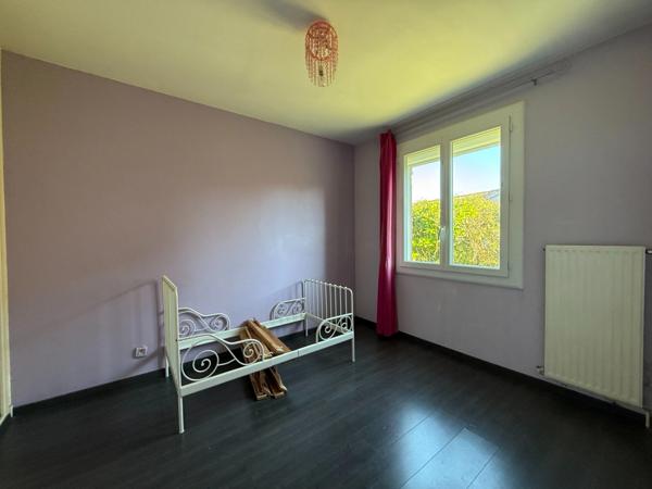 Maison à vendre 5 pièces 450m² de terrain piscine ()