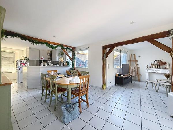 APPARTEMENT CHALONNES-SUR-LOIRE 4 pièce(s) 109.78 m2