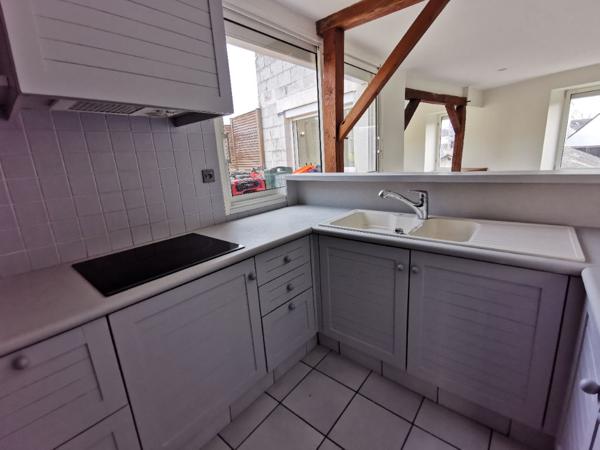 APPARTEMENT CHALONNES-SUR-LOIRE 4 pièce(s) 109.78 m2