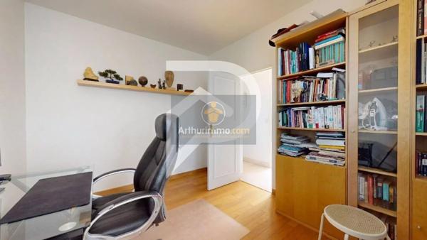 Vente                                                      Maison
                        
                     7 pièces                      204 m2                     à Marly-le-Roi