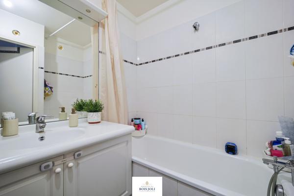 Appartement 3 pièce(s) 2 chambre(s) 79 m²