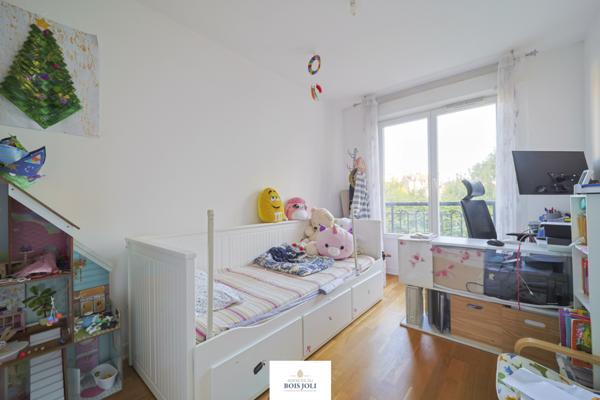 Appartement 3 pièce(s) 2 chambre(s) 79 m²