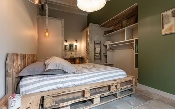 Maison à vendre    6 pièces • 208 m2 Le Rouret