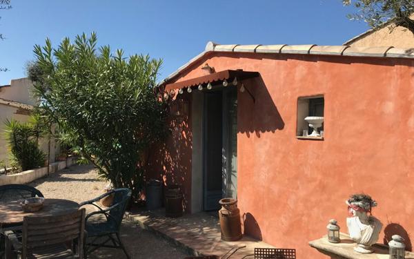 Maison à vendre    6 pièces • 208 m2 Le Rouret