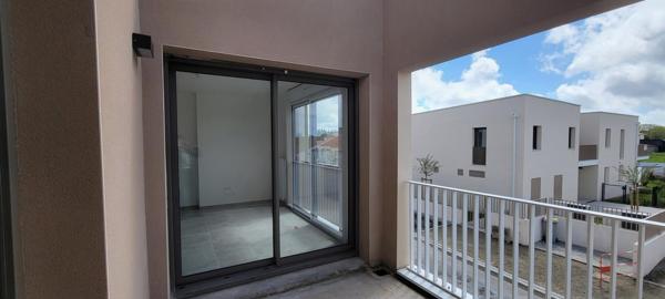 T3 en R+1 avec BALCON + 2 PARKINGS