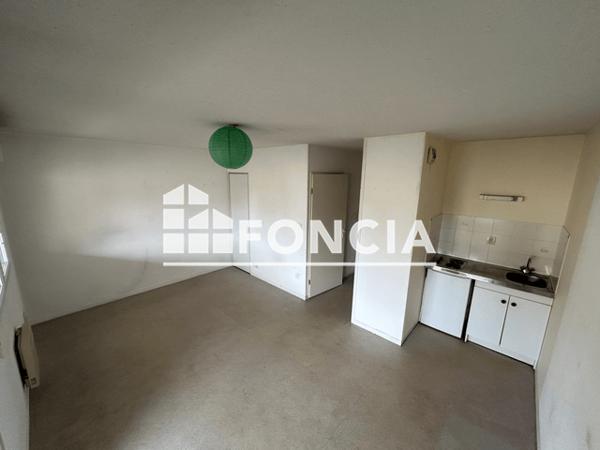 Location Appartement 2 pièces 35.74 m² - 6 AVENUE DE LA LIBERTE Buxerolles 86180