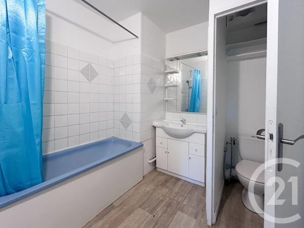 Appartement F3 à vendre  3 pièces - 57 m 2   AUBERGENVILLE  - 78