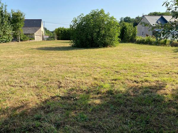 Très beau terrain, vue dégagée,  environnement privilégié.