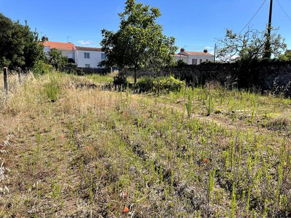 44560 Paimboeuf  Terrain hors lotissement de 1345 m2