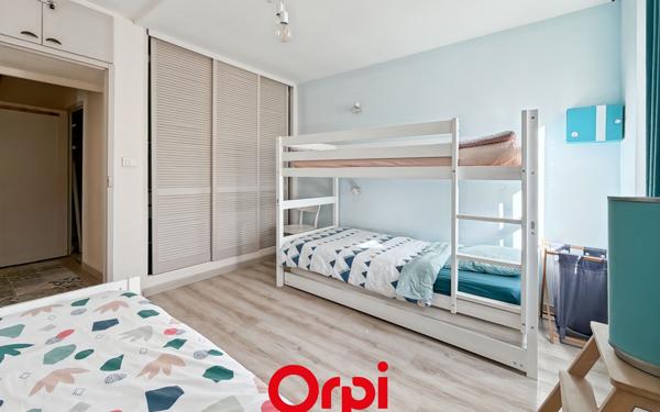 Appartement à vendre    3 pièces • 72 m2 Bandol