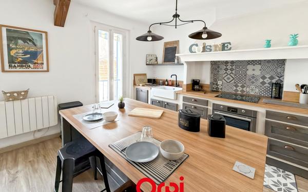 Appartement à vendre    3 pièces • 72 m2 Bandol