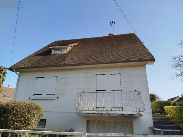 Achat - Maison Sablé-sur-Sarthe 72300 7 pièces 105 m 2 500 m 2