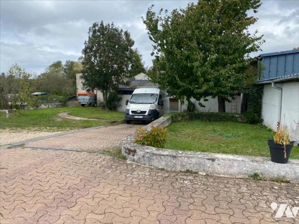 Local commercial + appartement