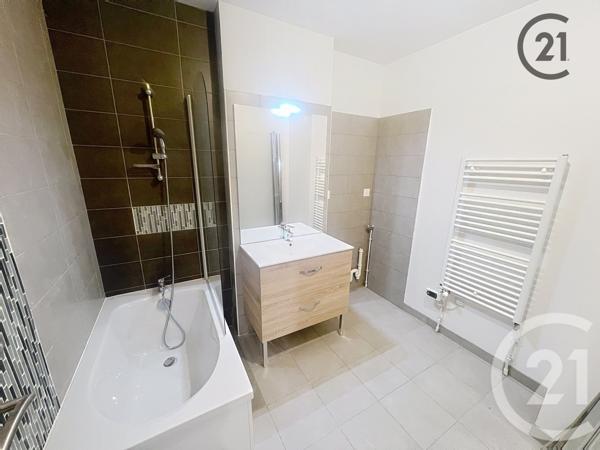 Appartement F3 à vendre  3 pièces - 60,89 m2 AUXERRE - 89