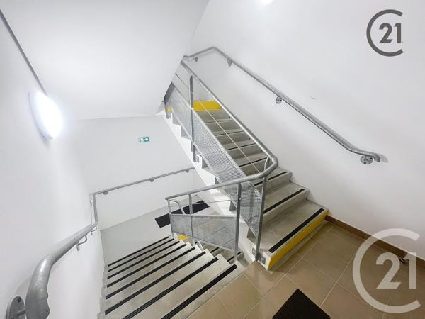 Appartement F3 à vendre  3 pièces - 60,89 m2 AUXERRE - 89