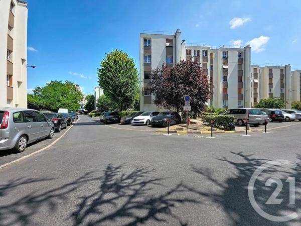 Appartement F3 à vendre  3 pièces - 56,27 m 2   COLOMBES  - 92