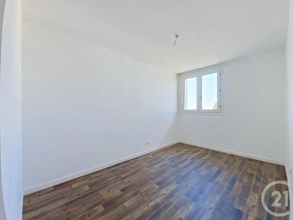Appartement F3 à vendre  3 pièces - 56,27 m 2   COLOMBES  - 92
