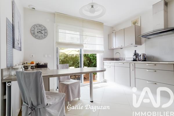 Maison à vendre 6 pièces 171 m² Le Chesnay-Rocquencourt