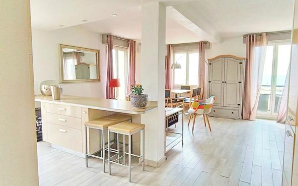 Appartement à vendre    2 pièces • 48,96 m2 Cannes