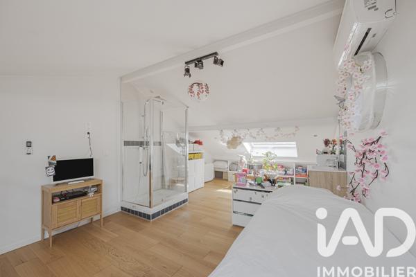 Maison à vendre 5 pièces 141,99 m² Noisy-le-Grand