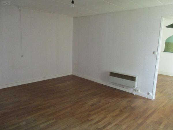 Maison de ville à vendre à Saint-James dans la Manche (50240), ref : 12541/1605