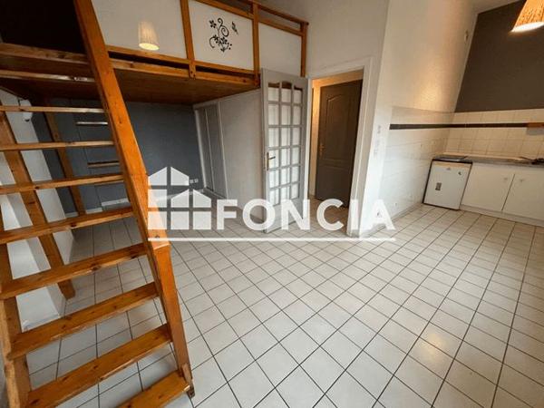Location Studio 29.69 m² - 74 COURS DOCTEUR LONG Lyon 69003