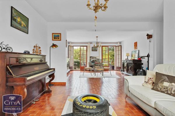 Maison à vendre 5 pièces 141.7m² Longpont-sur-Orge (91310)