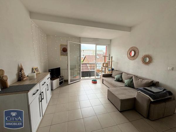 Appartement à louer 2 pièces 40.27m² Limoges (87000)