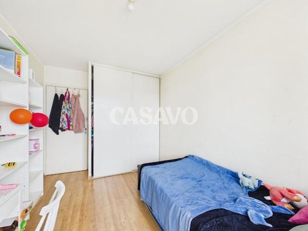 Vente Appartement 4 pièces de 77m² - 69150 Décines-Charpieu