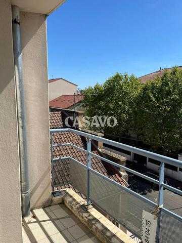 Vente Appartement 4 pièces de 77m² - 69150 Décines-Charpieu
