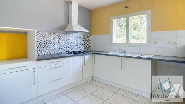 Maison à Vendre à Créon (33670) en Gironde (33)

Au c?ur des commodités agréable maison mitoy...