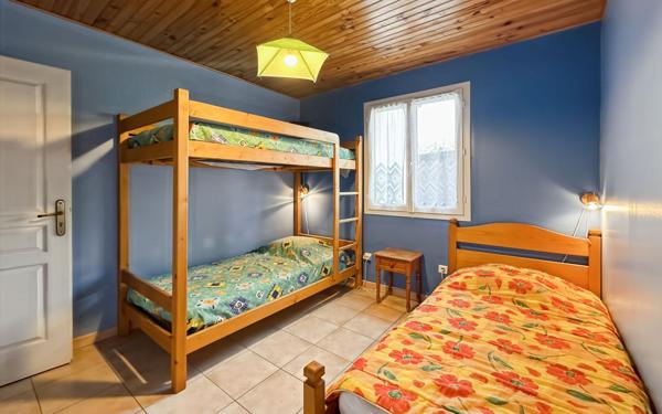 Maison à louer    3 pièces •  Vogüé