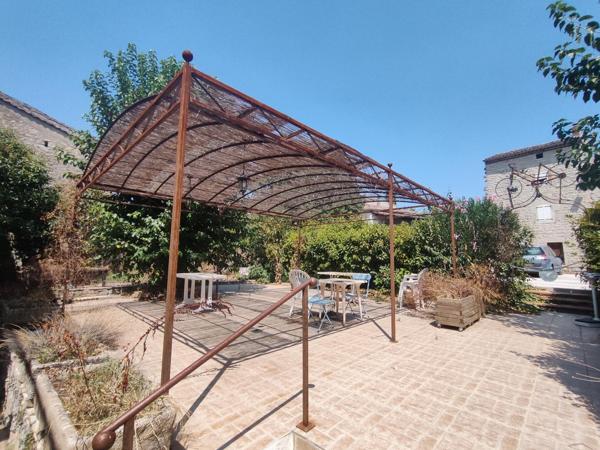 Gîte au coeur de chandolas avec possibilité d'exploitation commerciale immediate