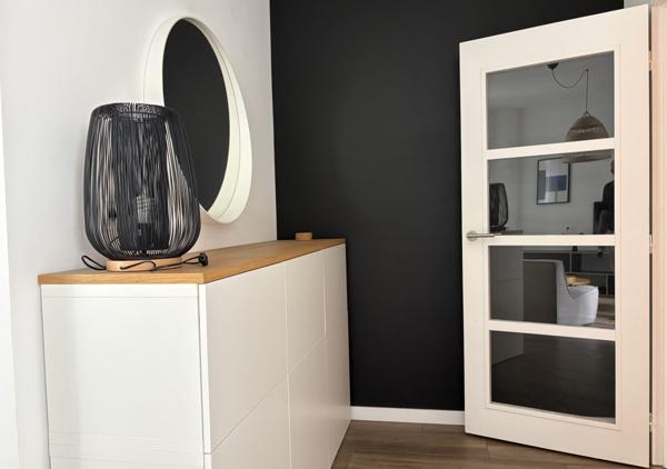 Bel appartement T2 de 47 m² avec balcon, parking et cellier dans une résidence de standing de 2019