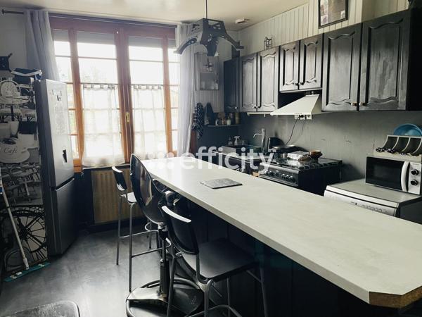 Maison 8 pièces - 147 m²