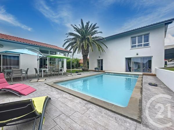 Maison à vendre  16 pièces - 385,73 m2 TARNOS - 40