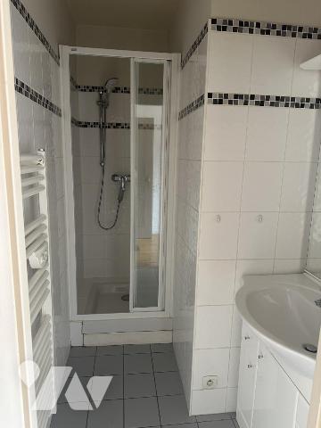 LILLE VIEUX LILLE - T1 BIS - 21 m²