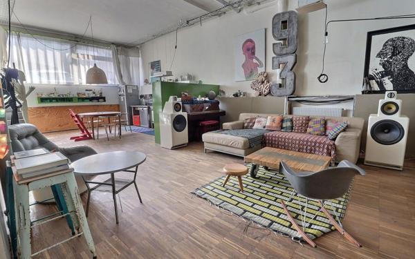 Appartement à vendre    4 pièces • 131 m2 Paris 19