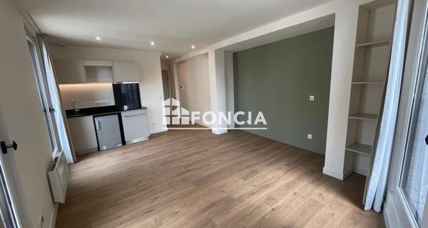 Location Studio 30.2 m² - Troyes 10000