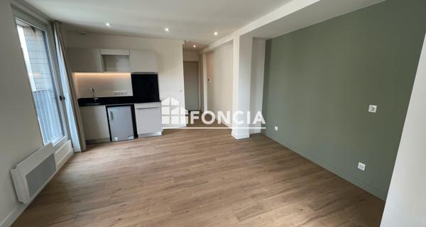 Location Studio 30.2 m² - Troyes 10000
