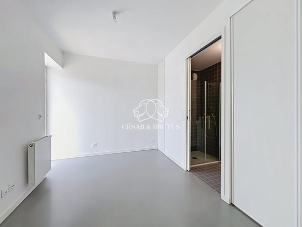 SUPERBE APPARTEMENT AVEC TERRASSE ET GARAGE À LA TOUR YCONE