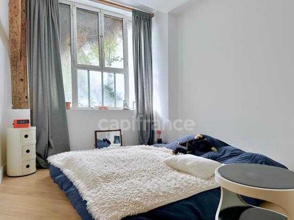 Paris XIème - Quartier Popincourt - Impasse privée - Appartement/Maison esprit loft 98m2